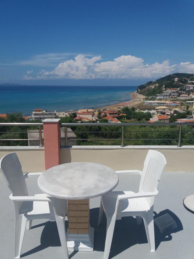 Theos Apartments Ájosz Sztéfanosz Kültér fotó