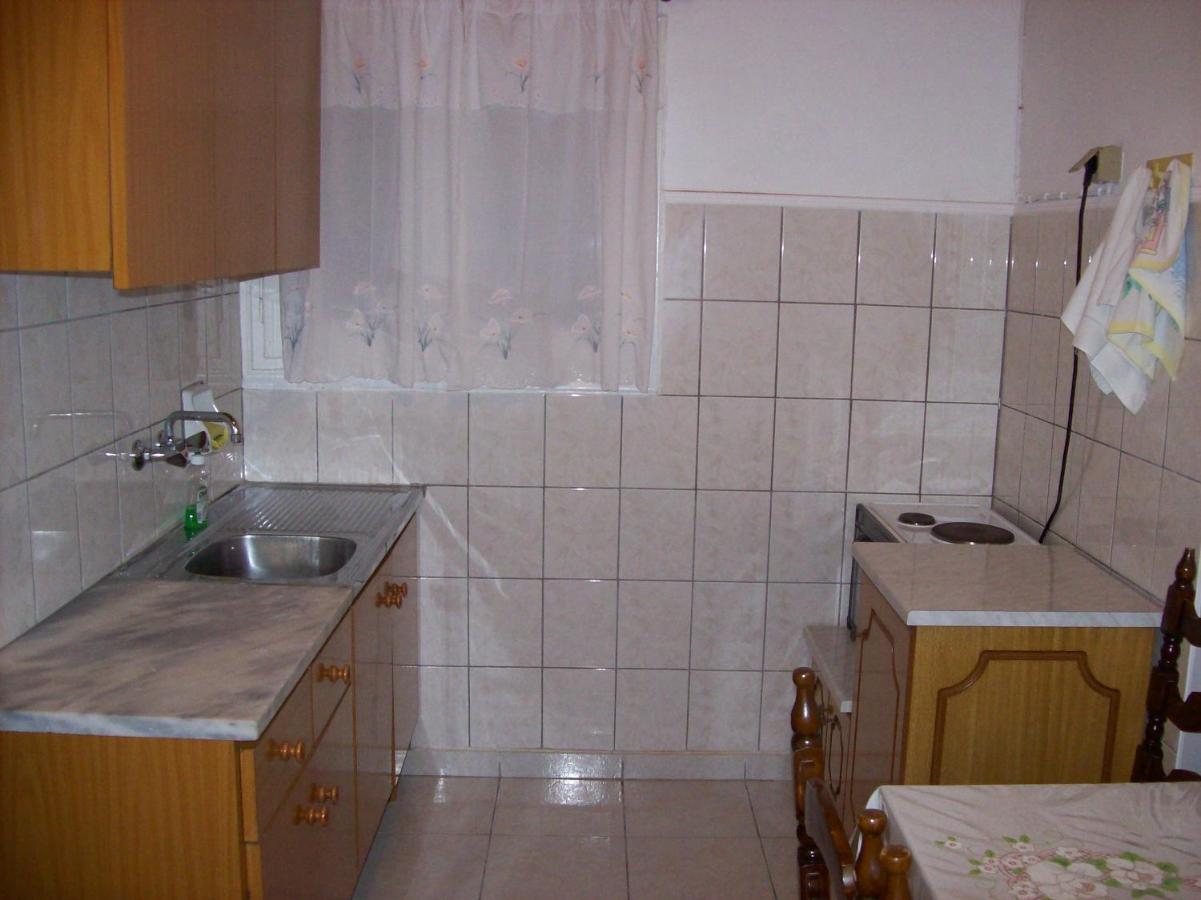 Theos Apartments Ájosz Sztéfanosz Kültér fotó